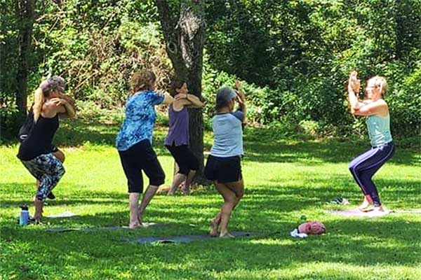 yoga-outdoors